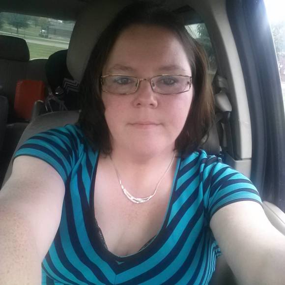 Meet your Posher, Amanda - Picture 1 of 1